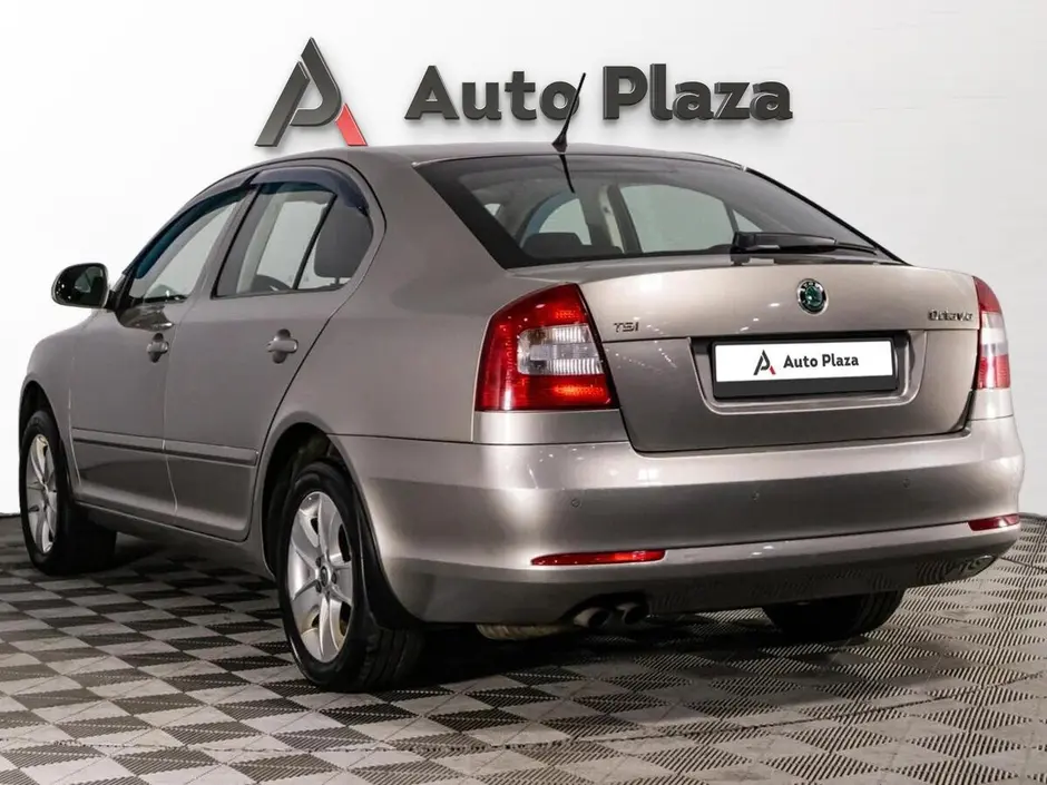 AutoPlaza
