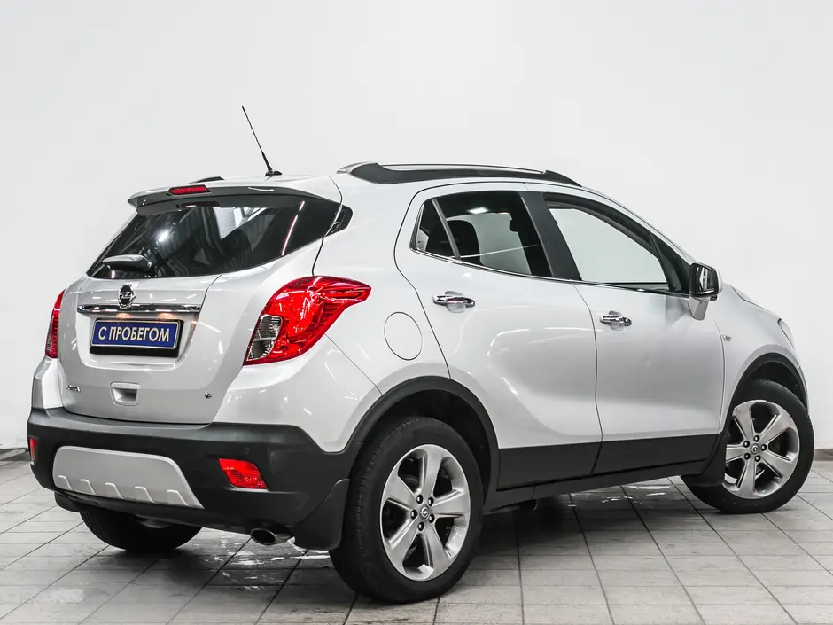 «Авто на Неве»