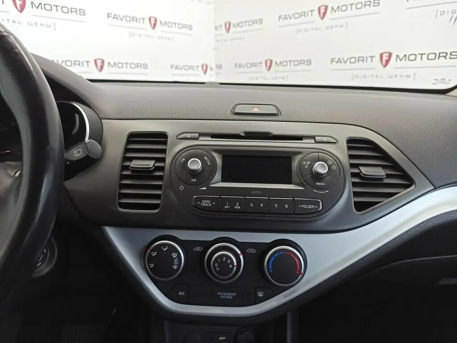 «Авто на Неве»