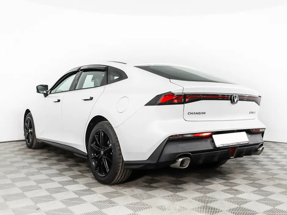 «Авто на Неве»